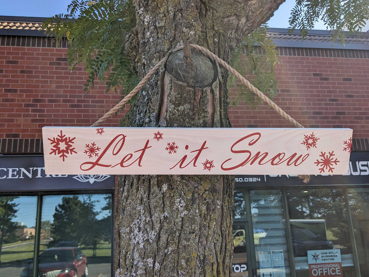 Seasonal Sign | Christmas Sign | Seasonal Décor | Let is Snow Sign | Home Décor Sign | Snowflake Pattern | Festive Decoration - iirntree